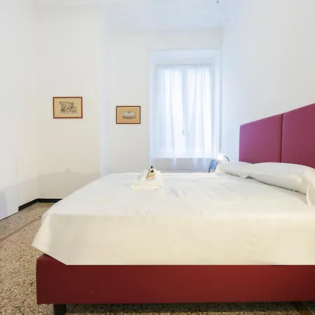 Appartamento Joivy Spacious 5-bedroom Flat With Balcony In Genova